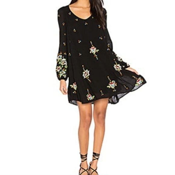 Free People Black Embroidered Shift Dress Bohemian Long Sleeve Gauze Flowy Swing - Picture 2 of 10